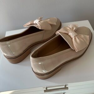 Anthropologie Leather Jill Loafers | Cream | 38/8